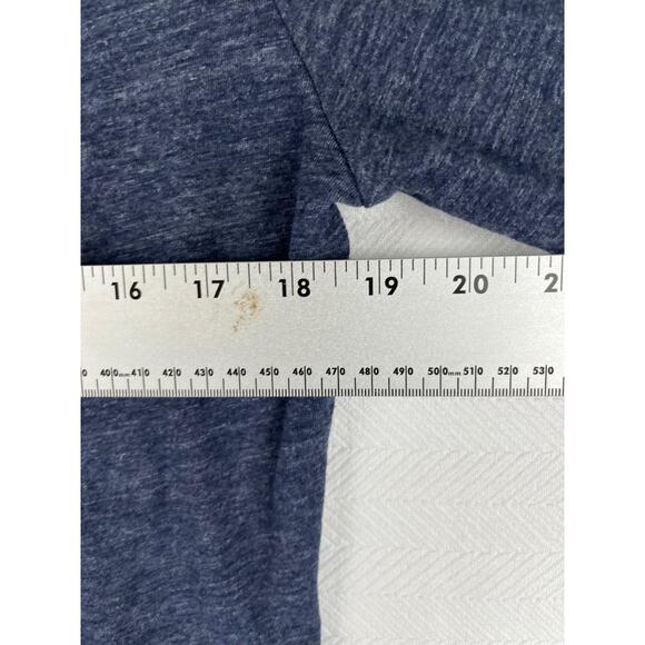 Majestic Atlanta Braves Women's Baseball T-Shirt Large Navy Striped Sleeves - Picture 3 of 7